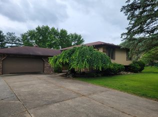 7122 W 275 N, La Porte, IN 46350