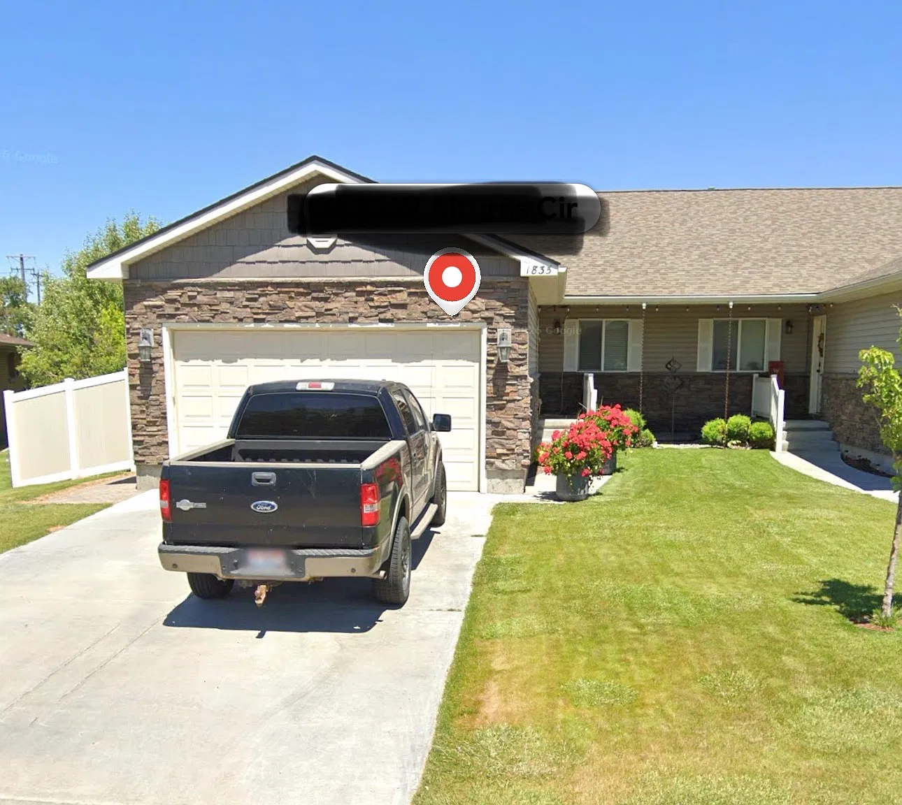 5 bed, $2,300 — Photo 1