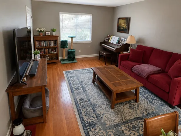 4211 Locust St Floor 1, Kansas City, MO 64110