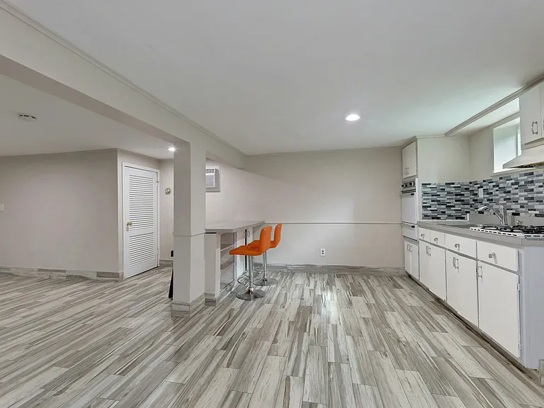2 Carlen Ct #1 — Photo 20