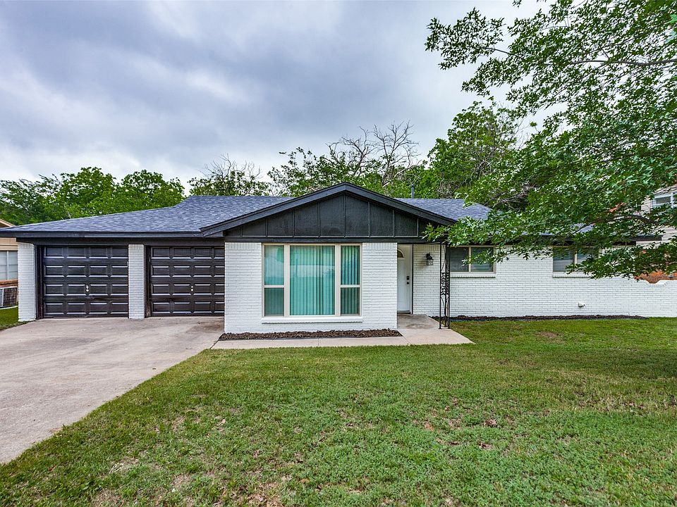 1st image of 1209 Sproles Dr