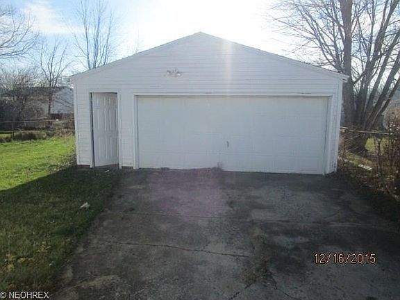 5th image of 2118 Crehore St