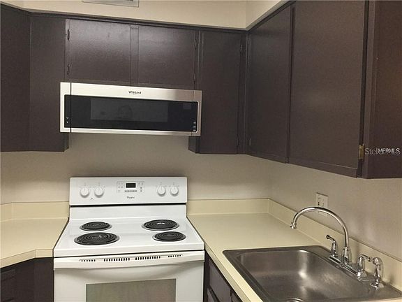 4th image of 3794 Southpointe Dr