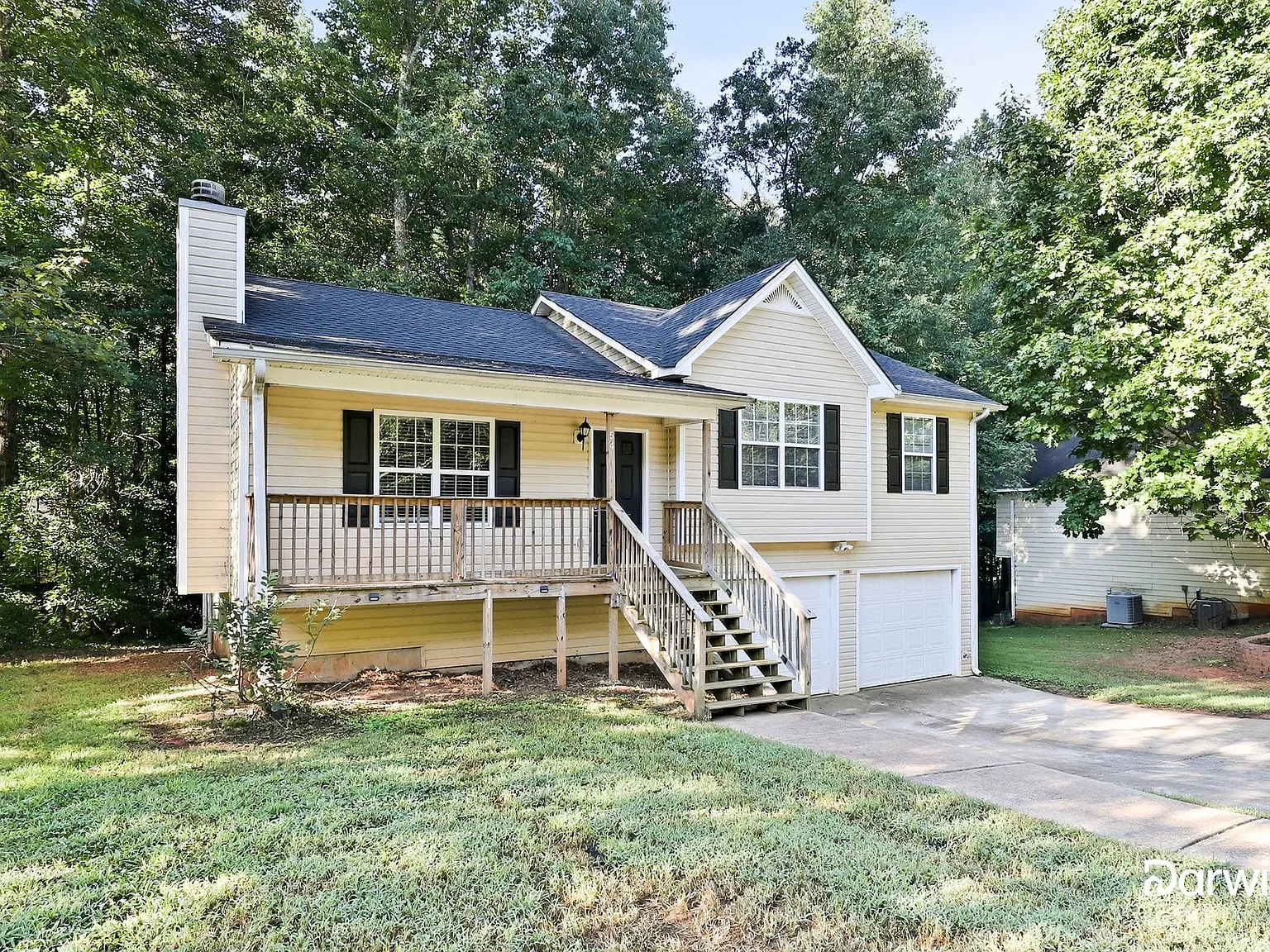 3 bed, 2.0 bath, 1250 sqft, $1,625 — Photo 2