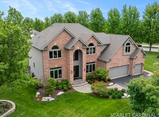 2404 Shaker Ct, Naperville, IL 60564