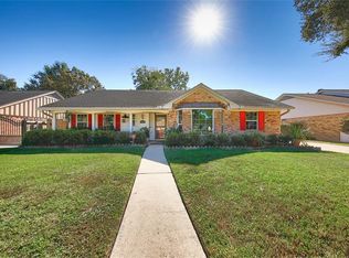 1063 Thornton Rd, Houston, TX 77018