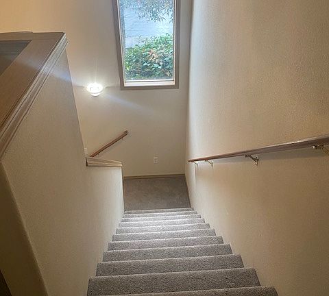 3rd image of 2303 NW 4th St #2303