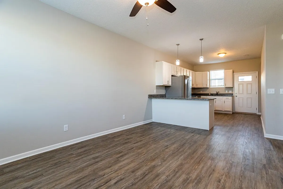 Photo 2 of 9 - 3467 Glenbrook Cir N - Bettendorf, IA Unit Photo - 3467 Glenbrook Cir N