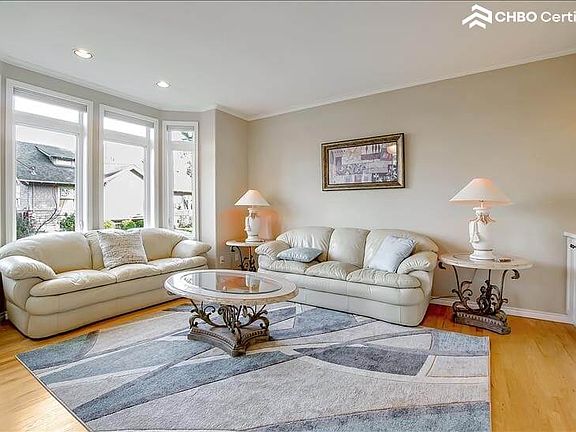 Living Room Bay Window