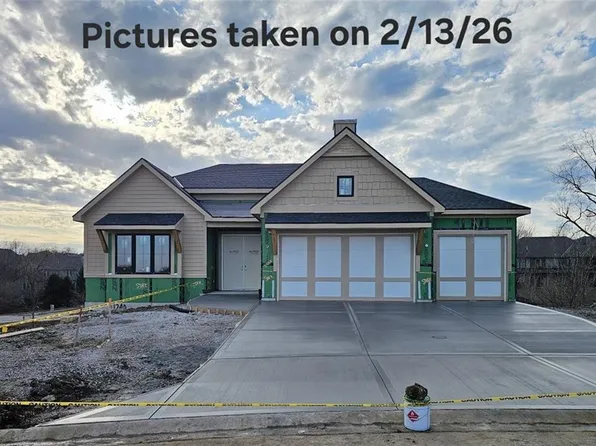 11240 S Gleason Rd, Olathe, KS 66061