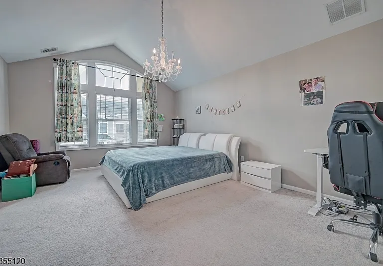 408 Kensington Ln — Photo 5
