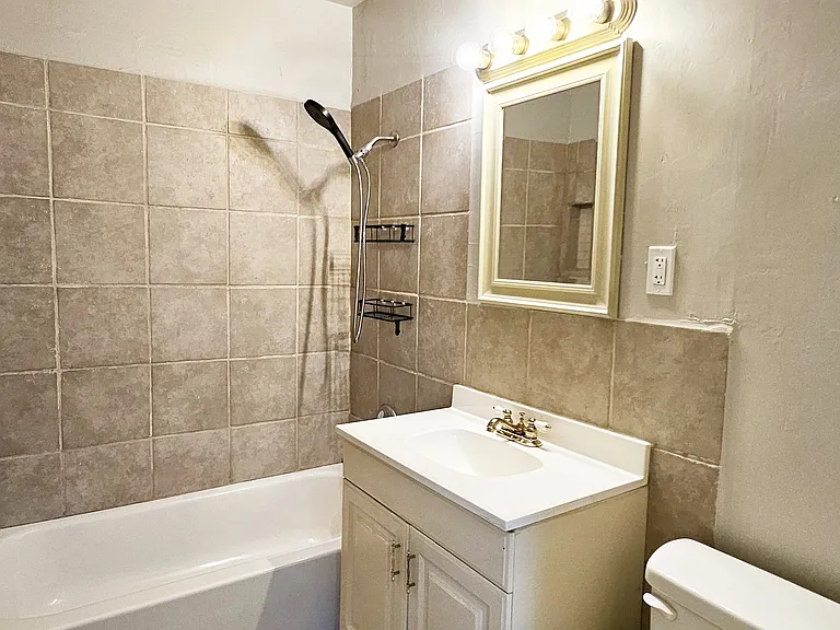 2132 Churchill Pl — Photo 15