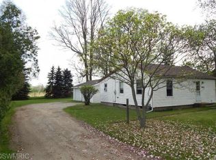 1610 Lemon Creek Rd, Baroda, MI 49101