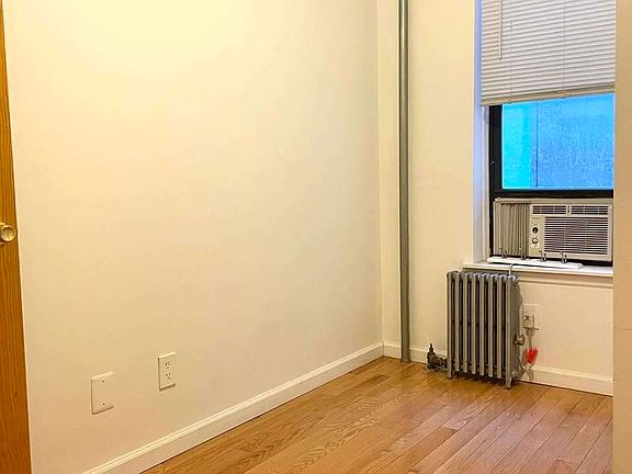 4th image of 80 Mulberry St APT 9