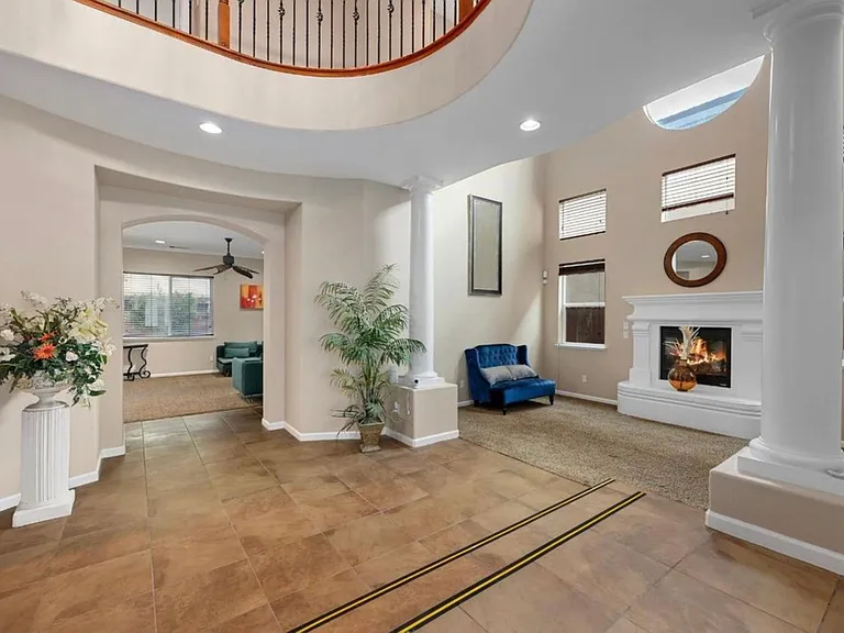 2090 Wisteria Pl — Photo 8
