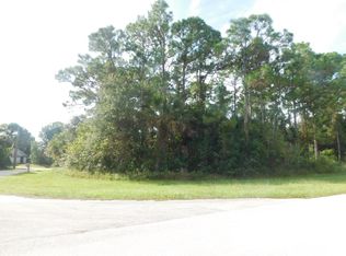 412 Periwinkle Dr, Sebastian, FL 32958