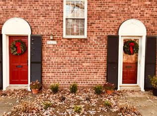 3420 Martha Custis Dr, Alexandria, VA 22302