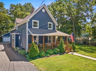 120 S Lincoln St, Batavia, IL 60510