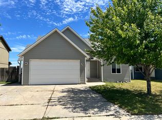 905 S Avalon St, Airway Heights, WA 99001