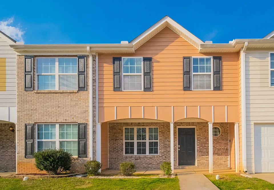 1761 Old Dogwood