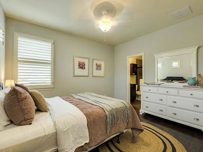 308 Duffy Ln — Photo 24