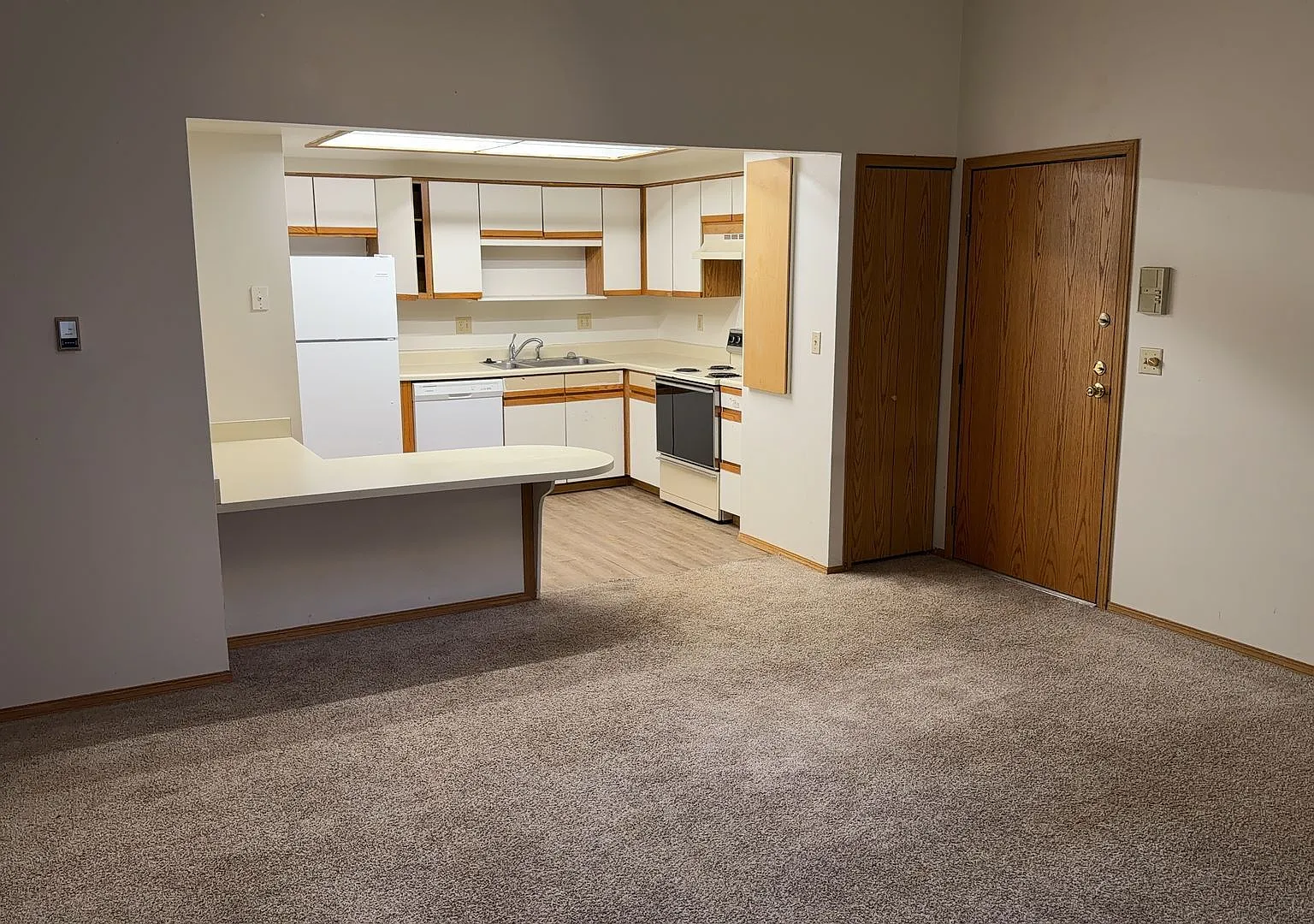 Condo — Photo 1
