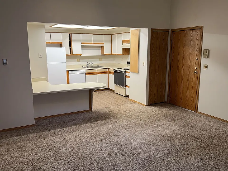 6430 McNichols Ct