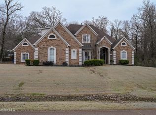 8465 Belmor Lakes Dr, Olive Branch, MS 38654