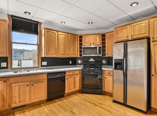 2 bed, 1.0 bath, 1585 sqft, $2,450, Madison, WI 53703