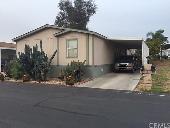 3rd image of 22111 Newport Ave Space 131