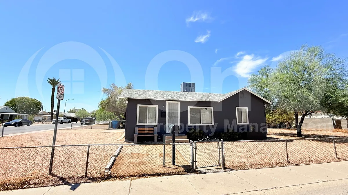 Studio, 1.0 bath, 851 sqft, $1,725 — Photo 1