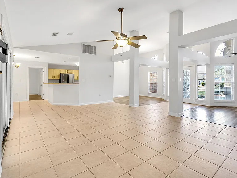 4429 Southminster Cir — Photo 46