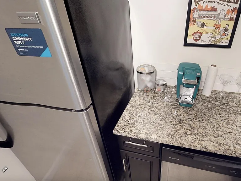 5390 Pershing Ave #305 — Photo 9