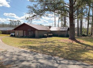373 Country Club Dr, Luverne, AL 36049