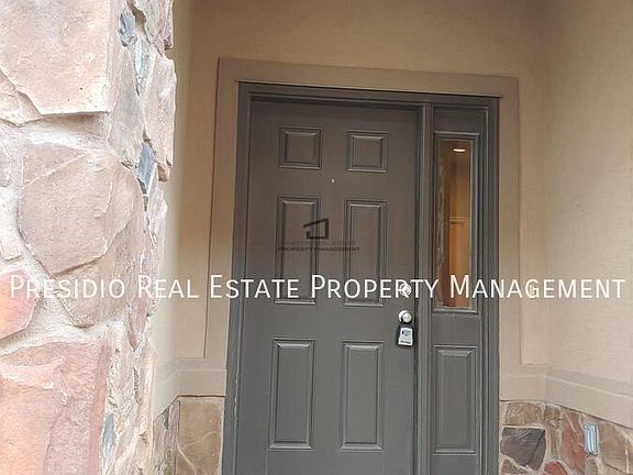 4th image of 3181 W Desert Lily Dr #1