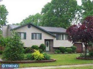 208 Briarwood Rd, West Berlin, NJ 08091