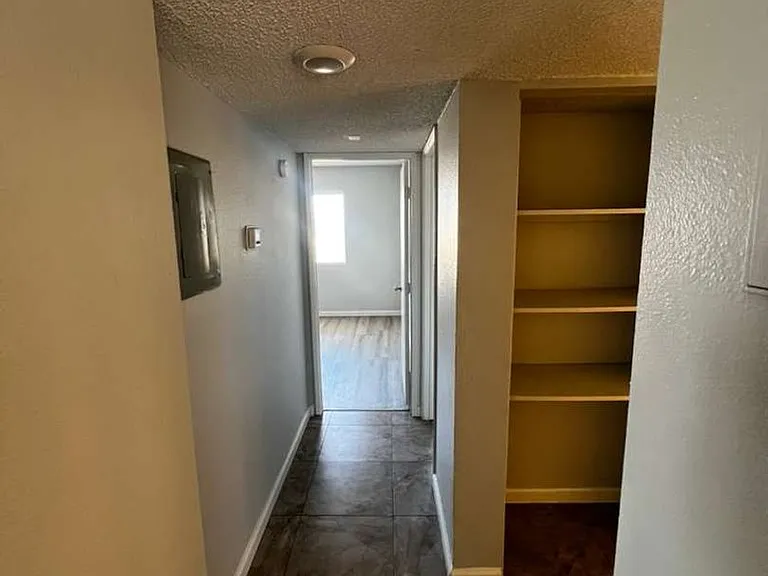 5662 E Lake Mead Blvd — Photo 12