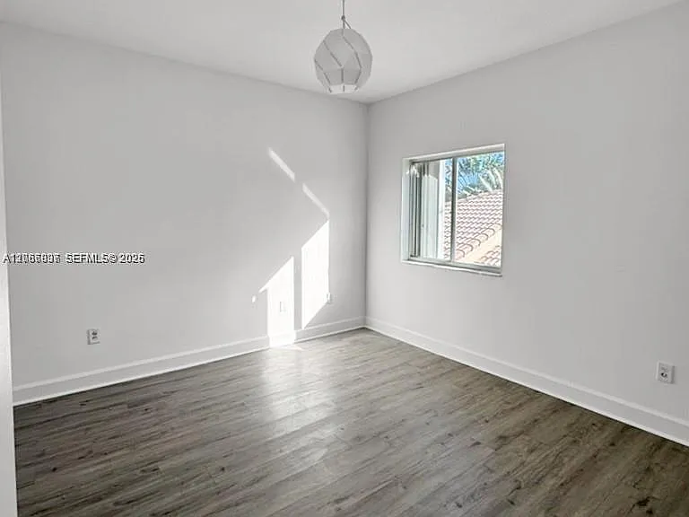 7317 NW 107th Pl — Photo 17