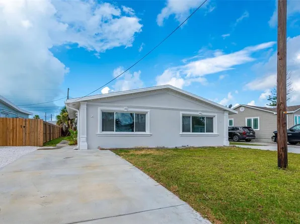 14036 Marguerite Dr, Madeira Beach, FL 33708