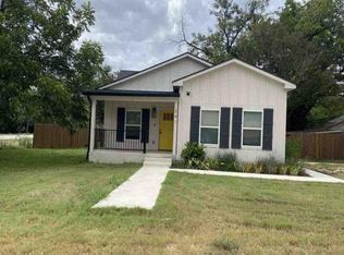 241 S Cotrell St, Bartlett, TX 76511