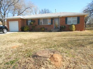 608 S Post Rd, Midwest City, OK 73130
