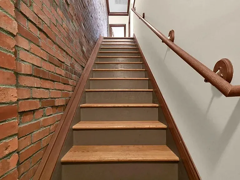 6 1/2 Clark Pl #6-1/2 — Photo 3