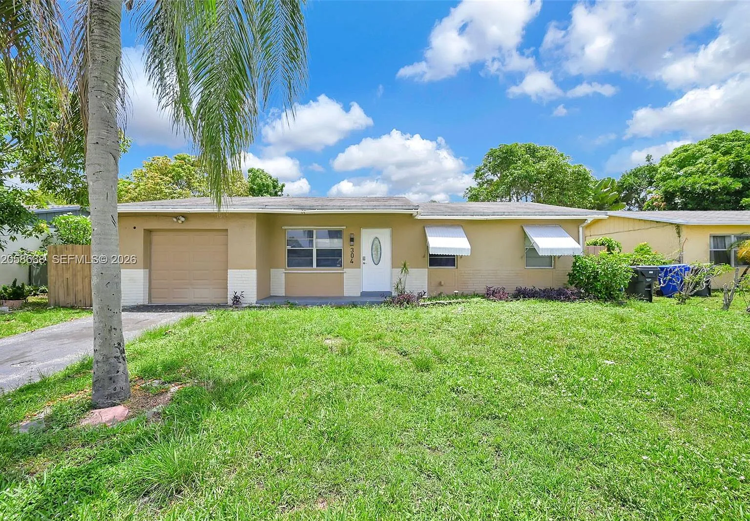 North Lauderdale Village — Photo 2