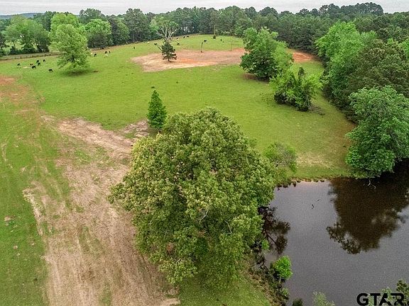 2nd image of 2885 Firetower Rd