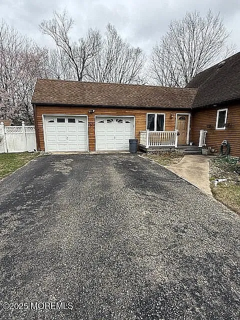 4 bed, 1992 sqft, $3,500 — Photo 3