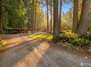 1014 N 15th St, Mount Vernon, WA 98273