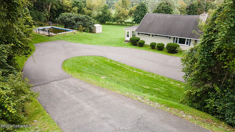 2nd image of 222 Golf Course Road