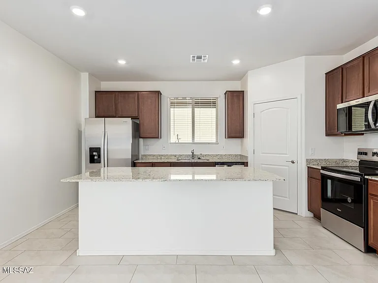 9253 N Agave Gold Rd — Photo 11