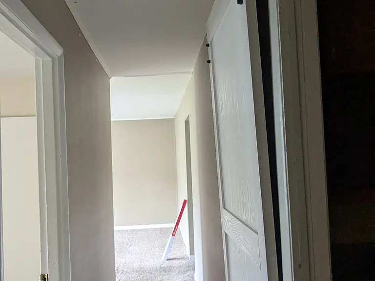125 Whiteside St — Photo 9