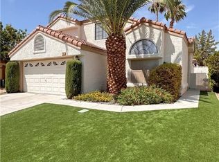 363 Peach Tree Dr, Henderson, NV 89014